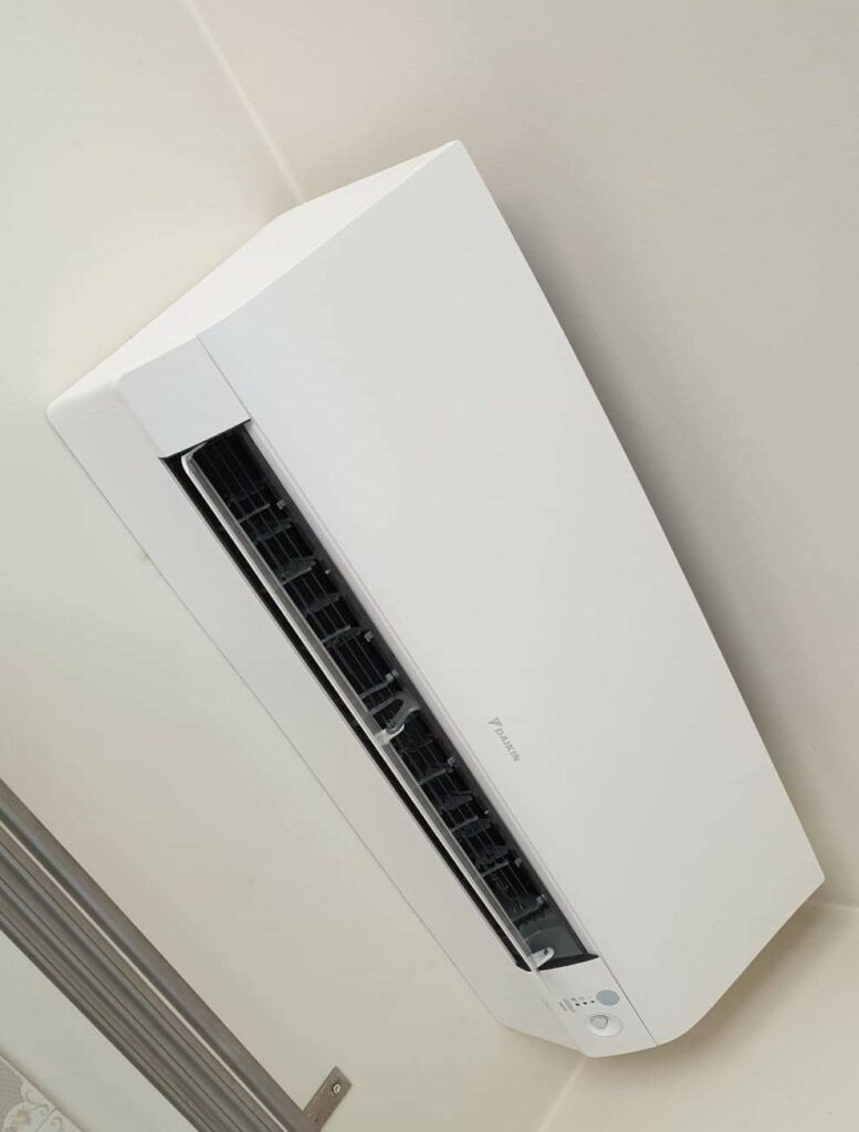 whatsapp image 2026 03 04 at 17.47.40