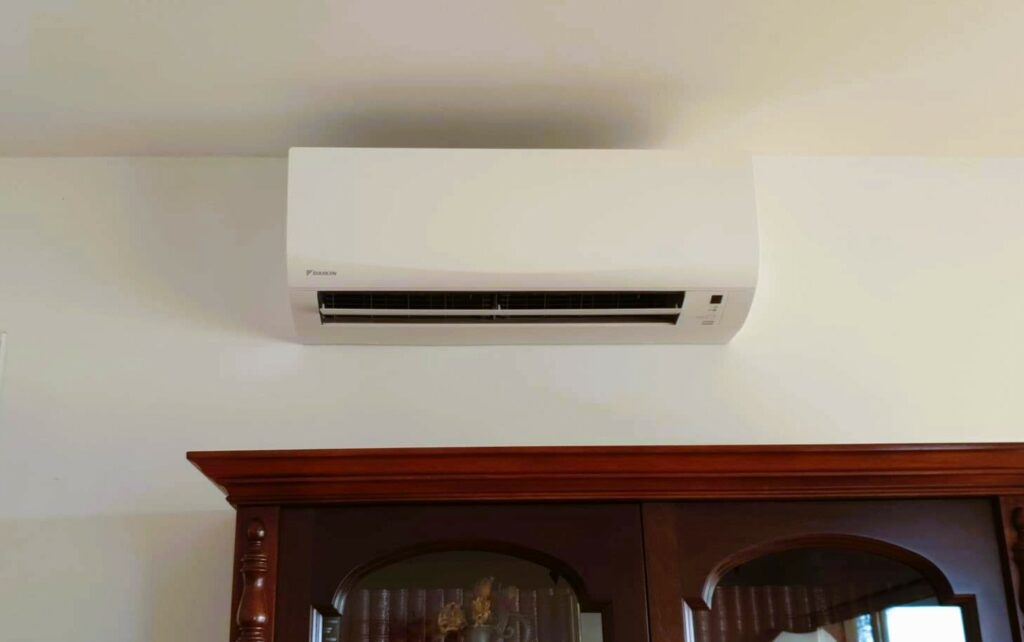 whatsapp image 2026 03 04 at 17.52.00